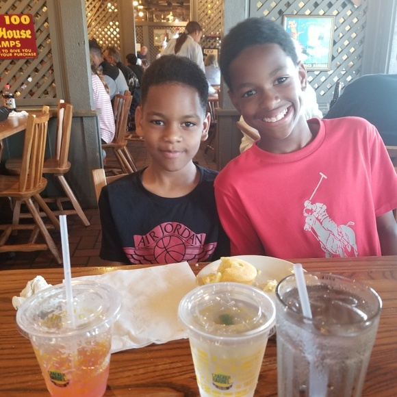 Meet your Posher, Pearline - Picture 1 of 1